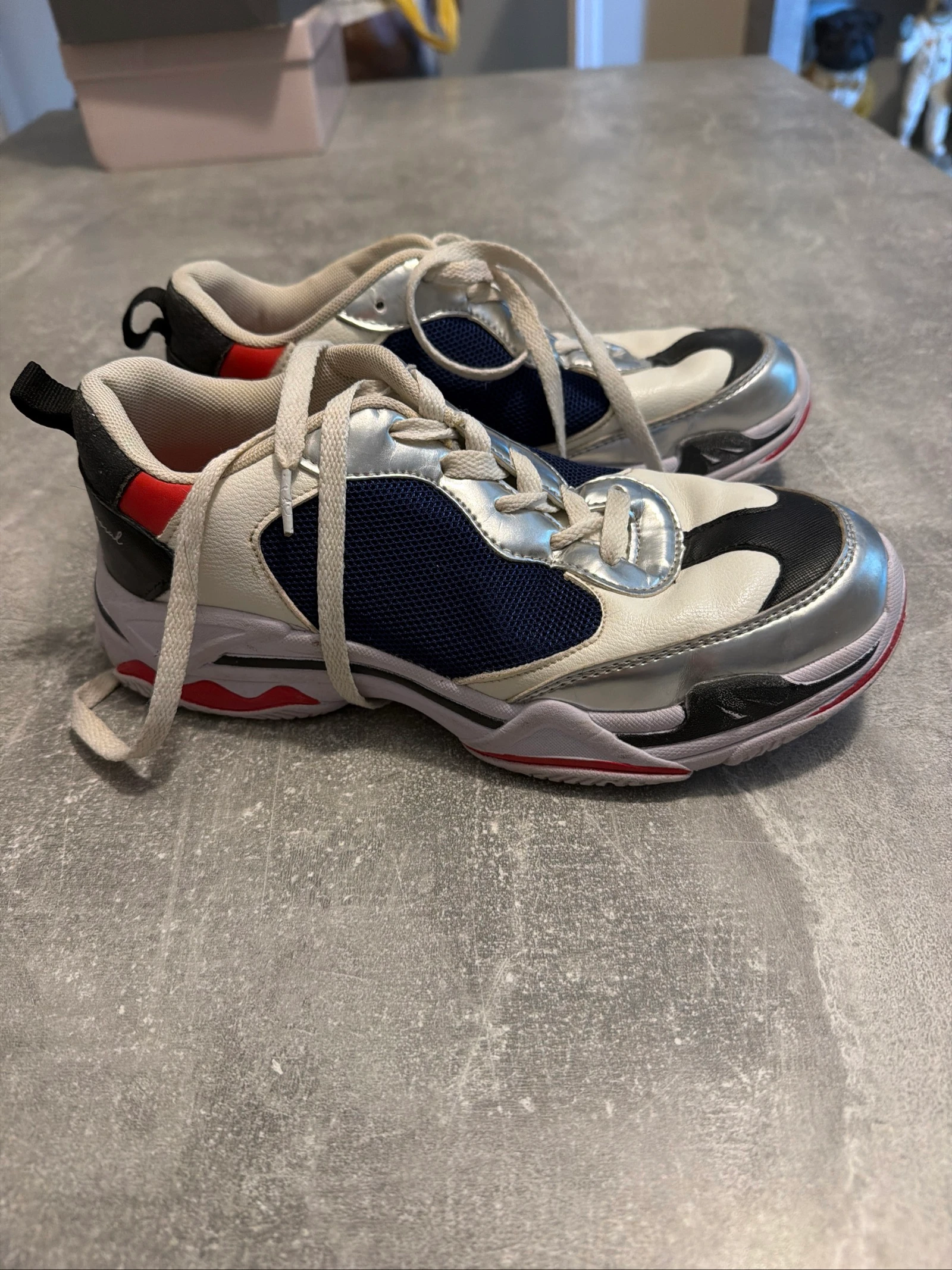 Basket Kaporal taille 38 bon état  – photo 5